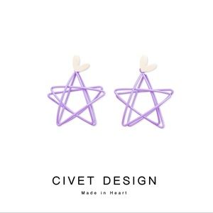 Star design earrings for cute girls